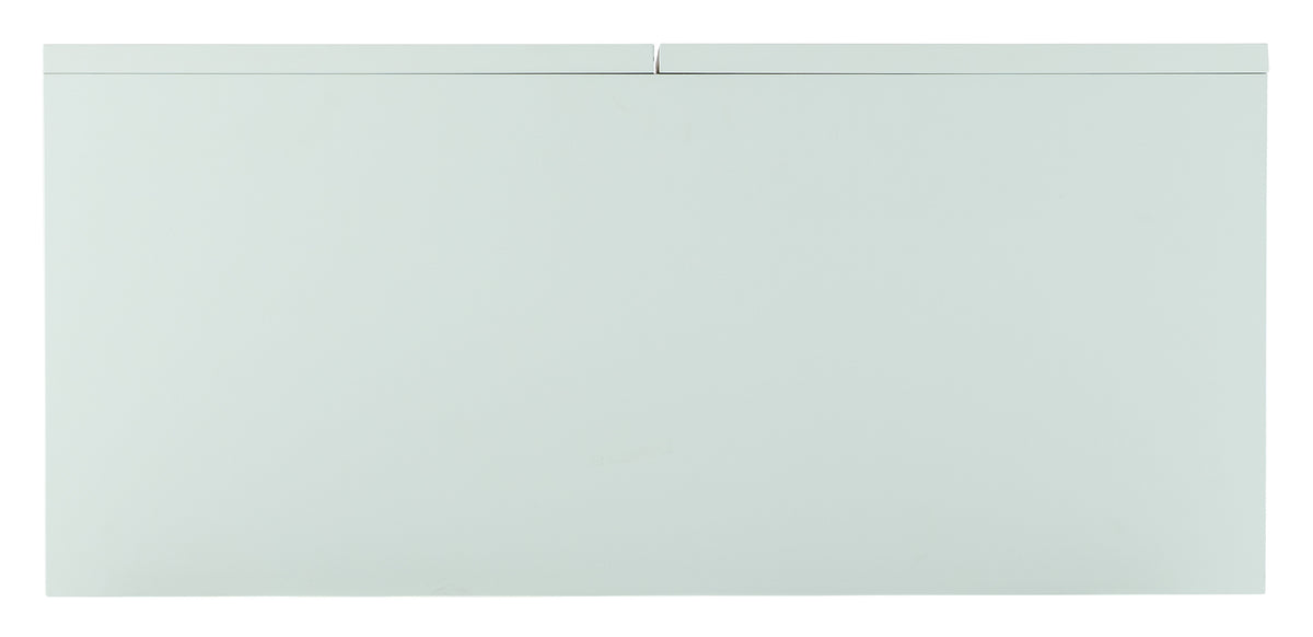 a white rectangular object with a clipping path