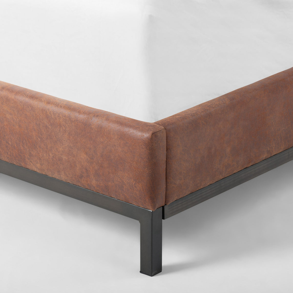 Newhall Bed-55"
