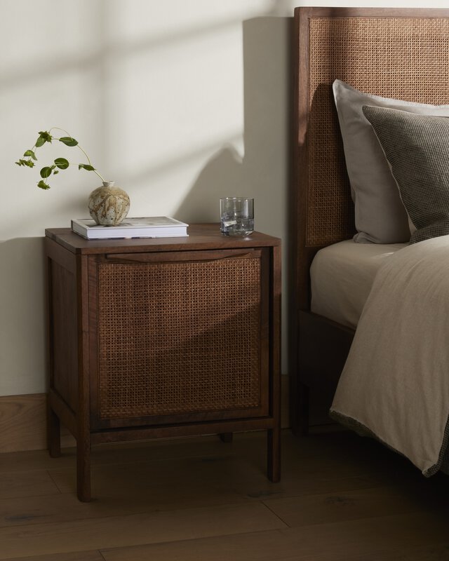 Sydney Left Nightstand