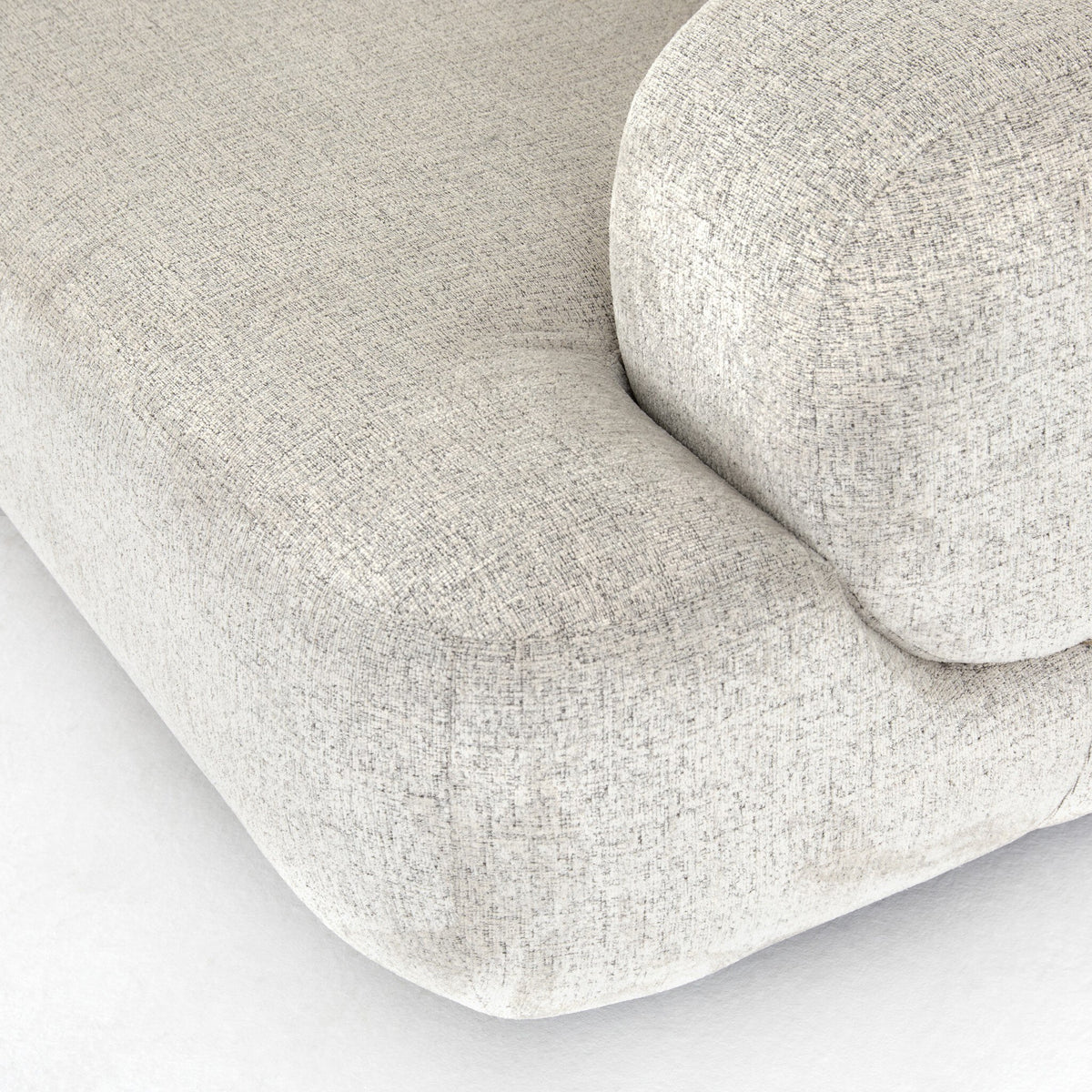 Benito Sofa-90"