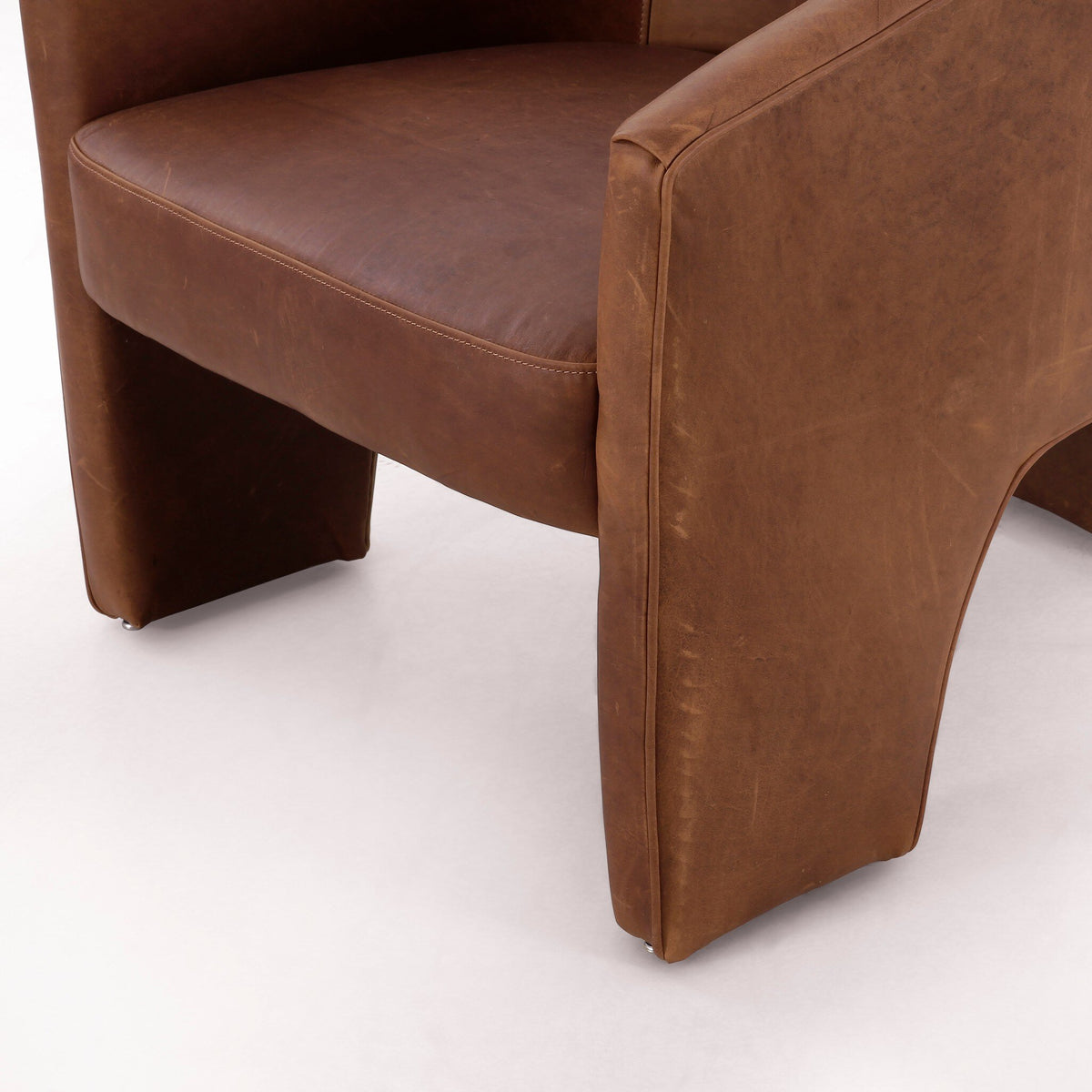 Fae Chair