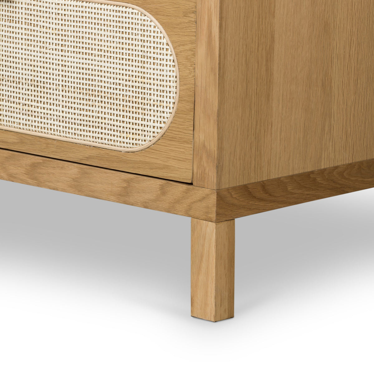 Allegra 8 Drawer Dresser