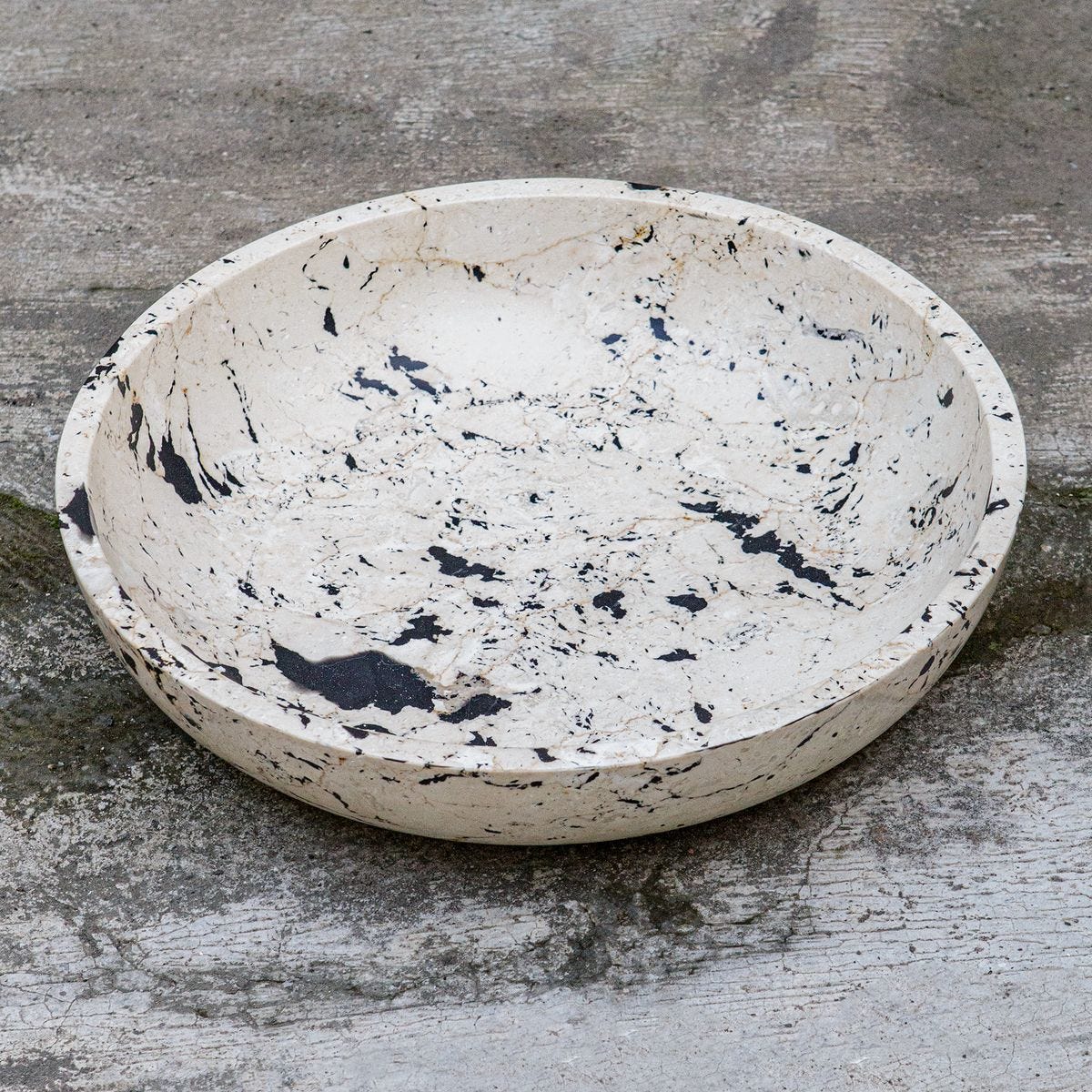 Nouveau Indoor-Outdoor Bowl
