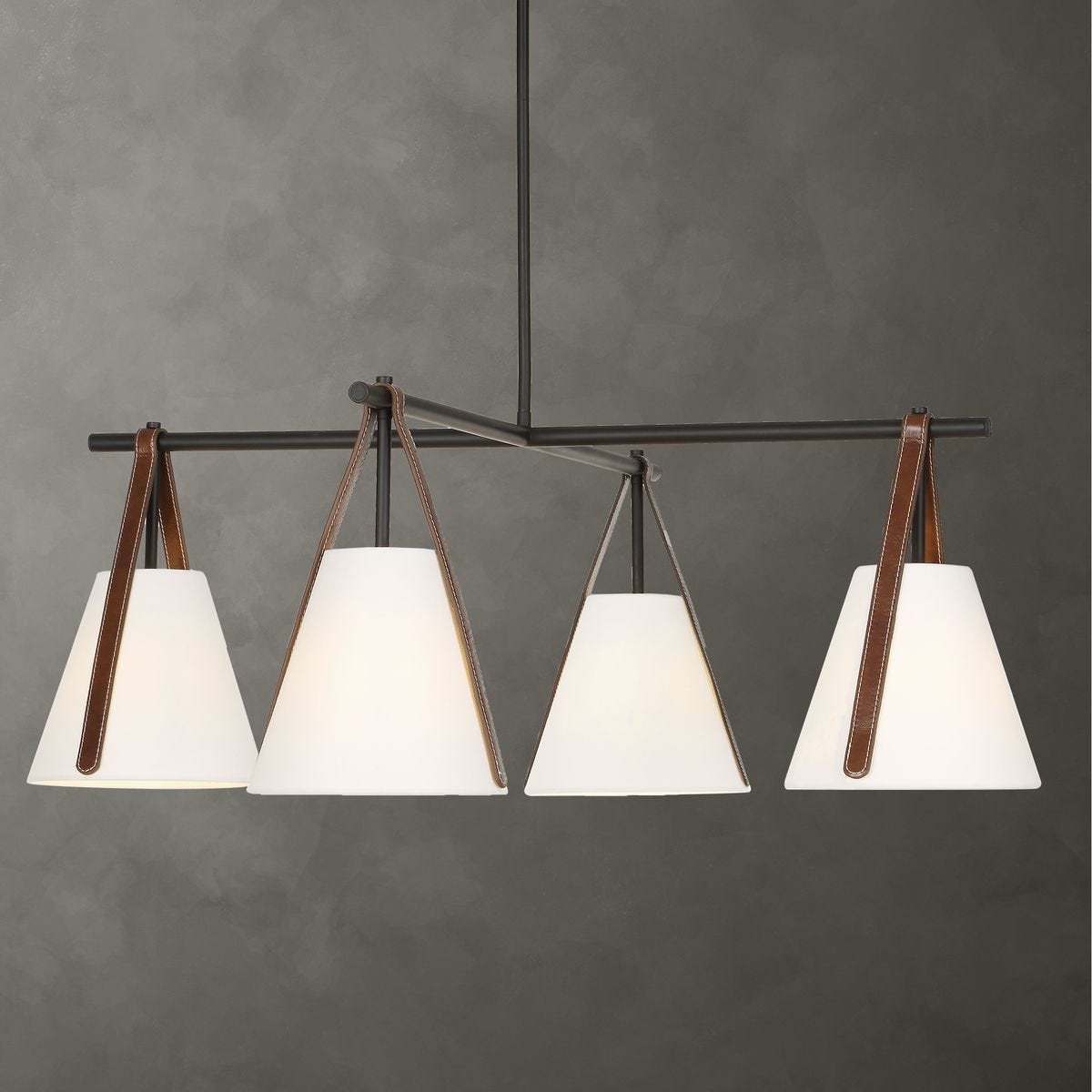 Reins, 4 Lt Chandelier