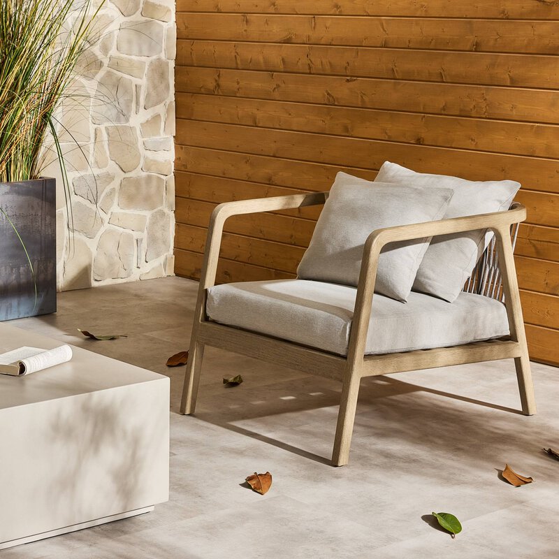 Numa Outdoor Chair