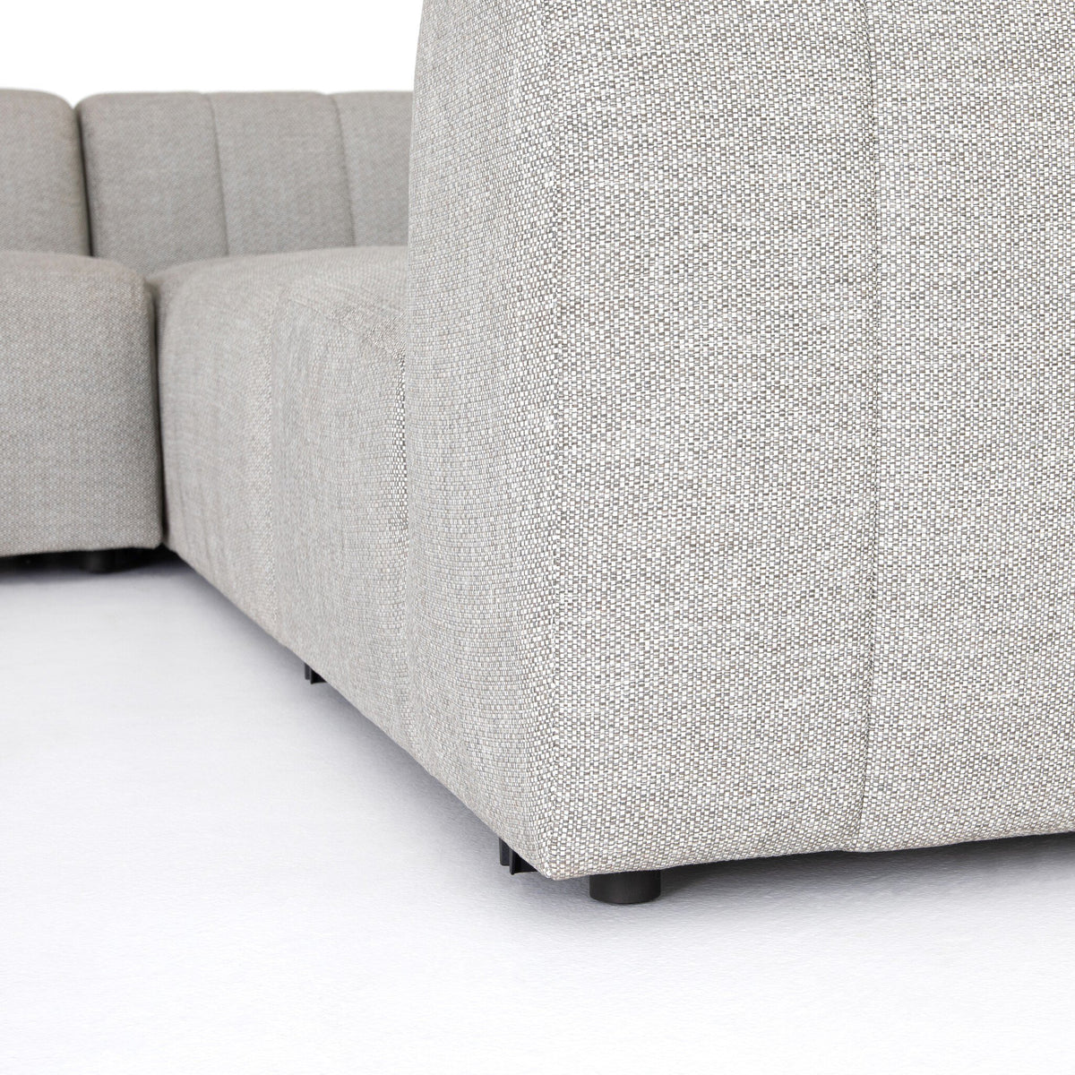 Gwen Outdoor 5 Pc Sectional