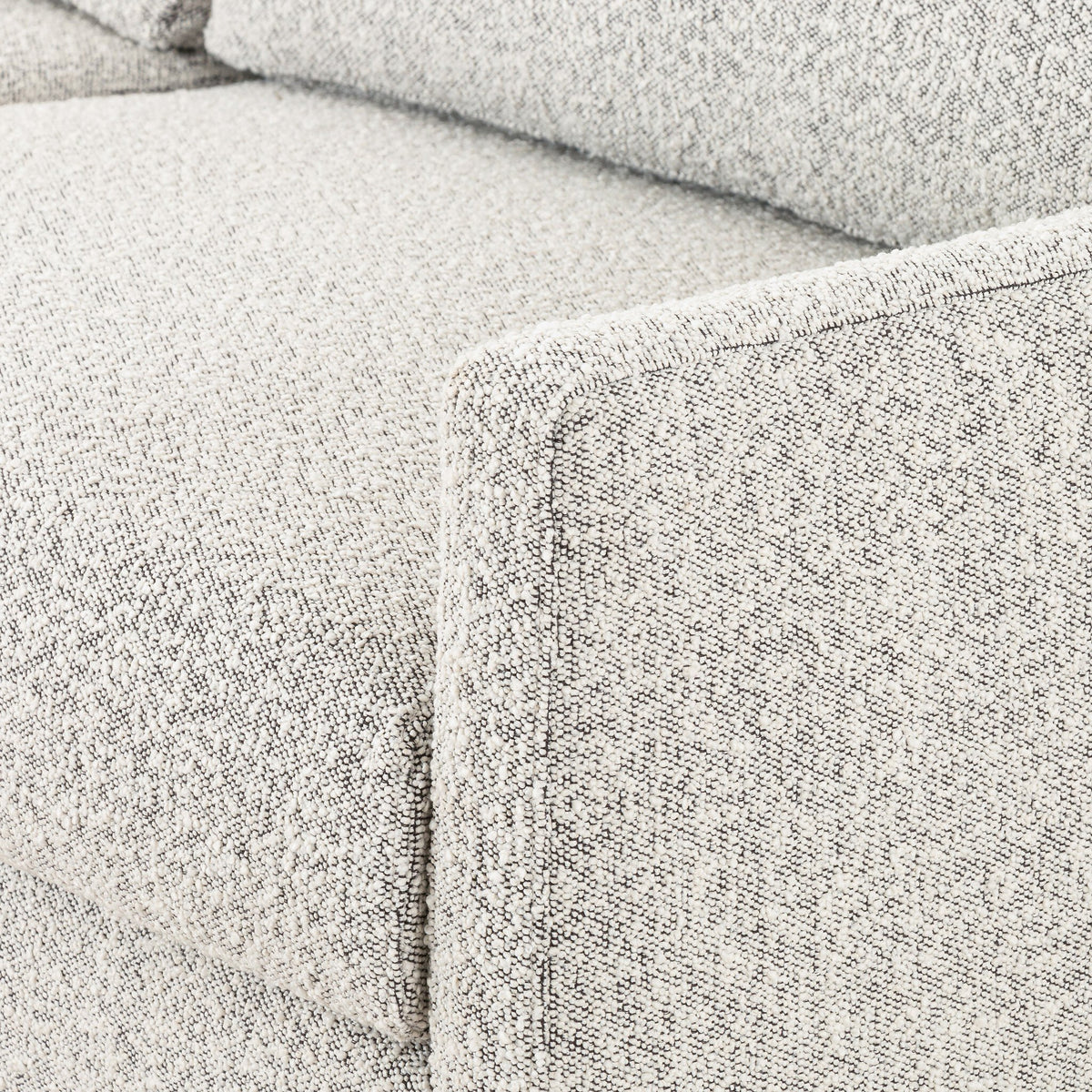 Vanna Sofa-74"