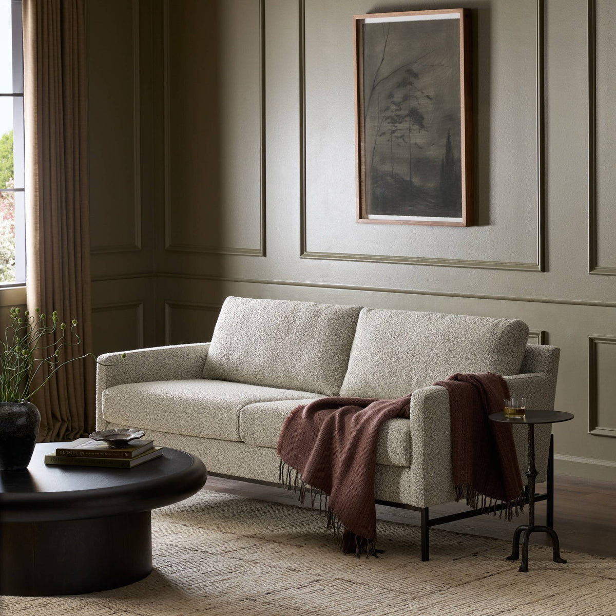 Vanna Sofa-74"