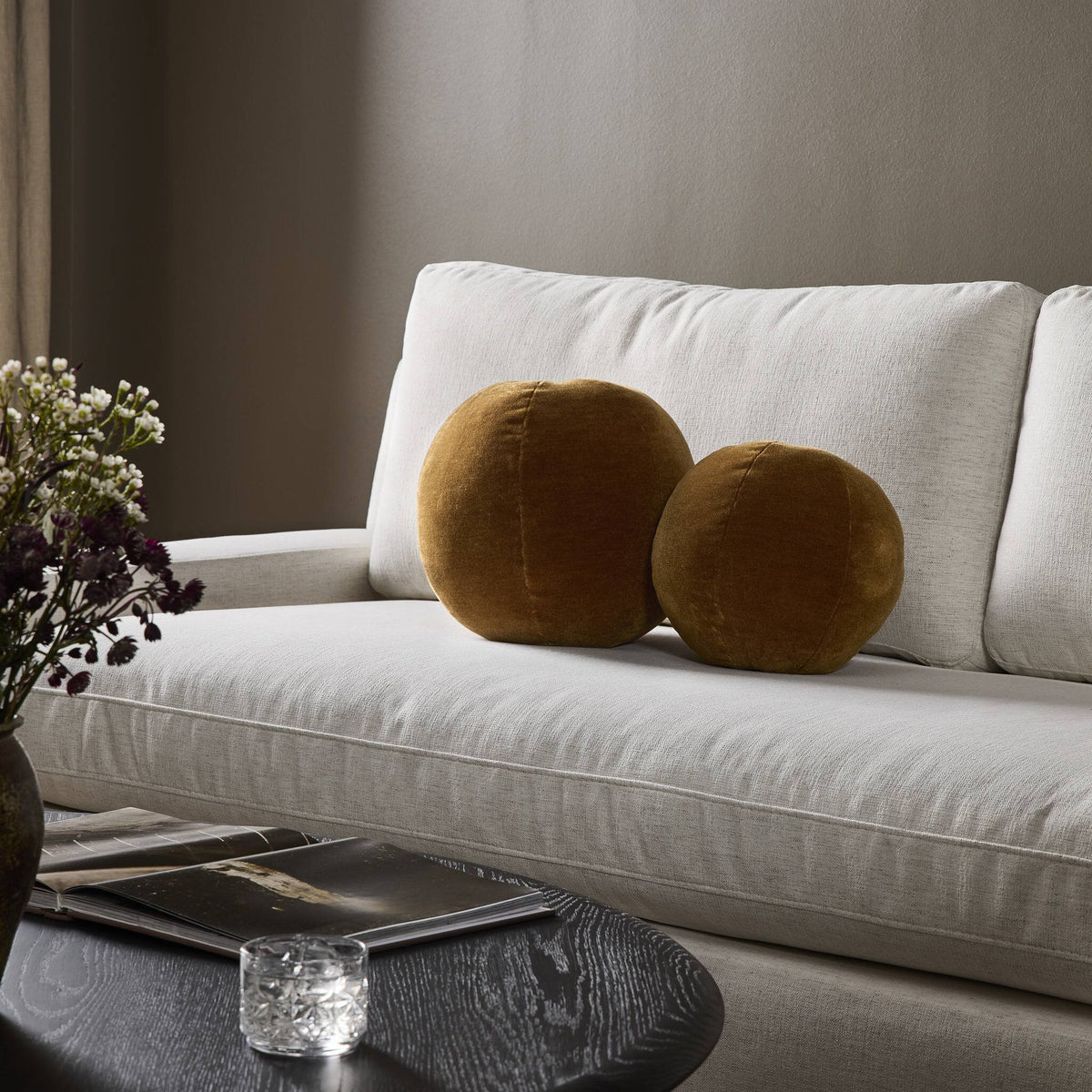 Balle Pillow
