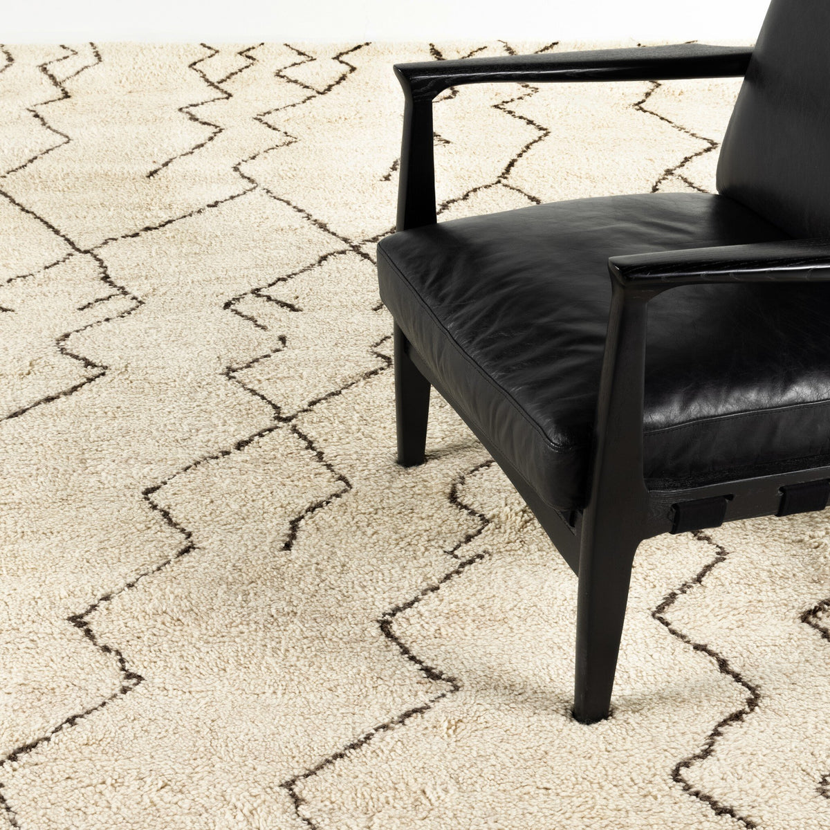 Taza Moroccan Hand-Knotted Rug