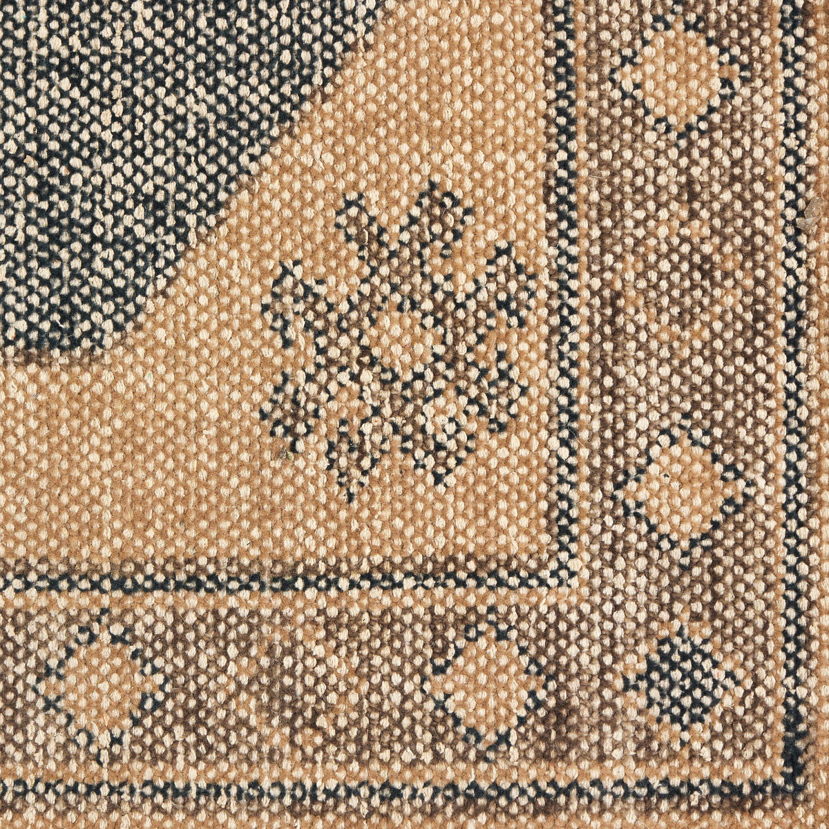 Samsa Hand-Knotted Rug