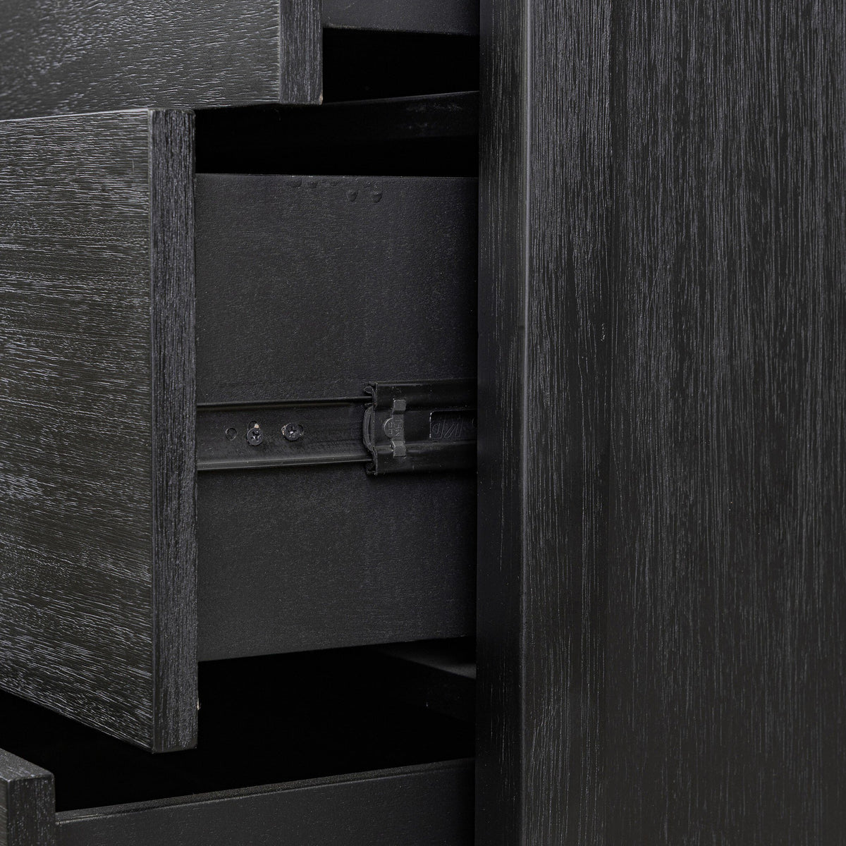 Sullivan 10 Drawer Dresser