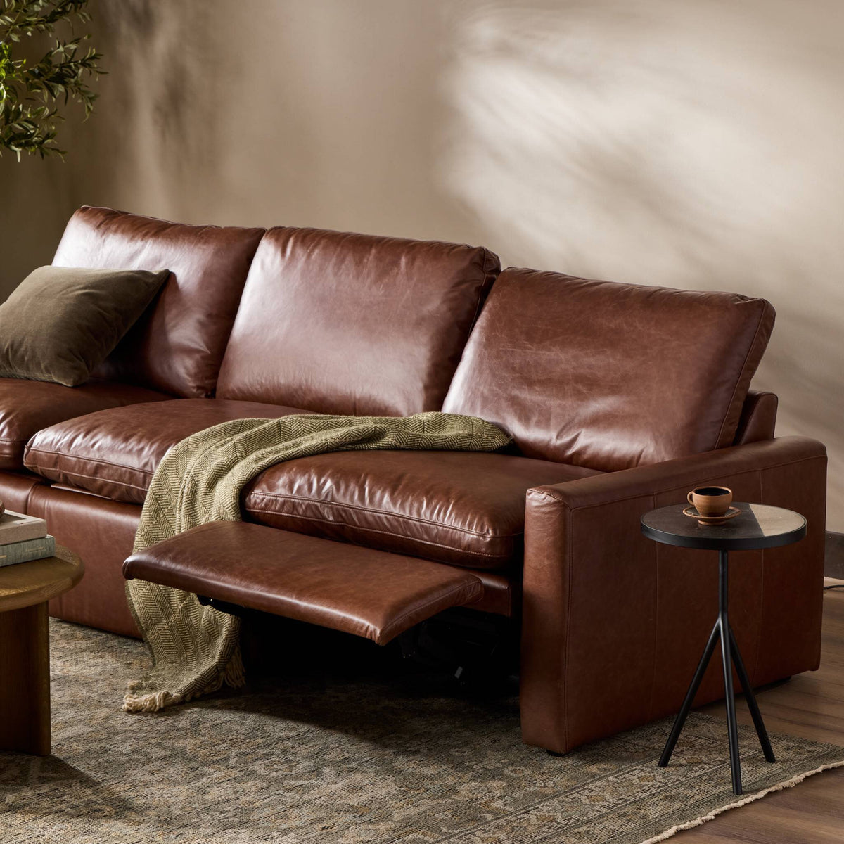 Tillery Power Recliner 3pc Sectional-111"