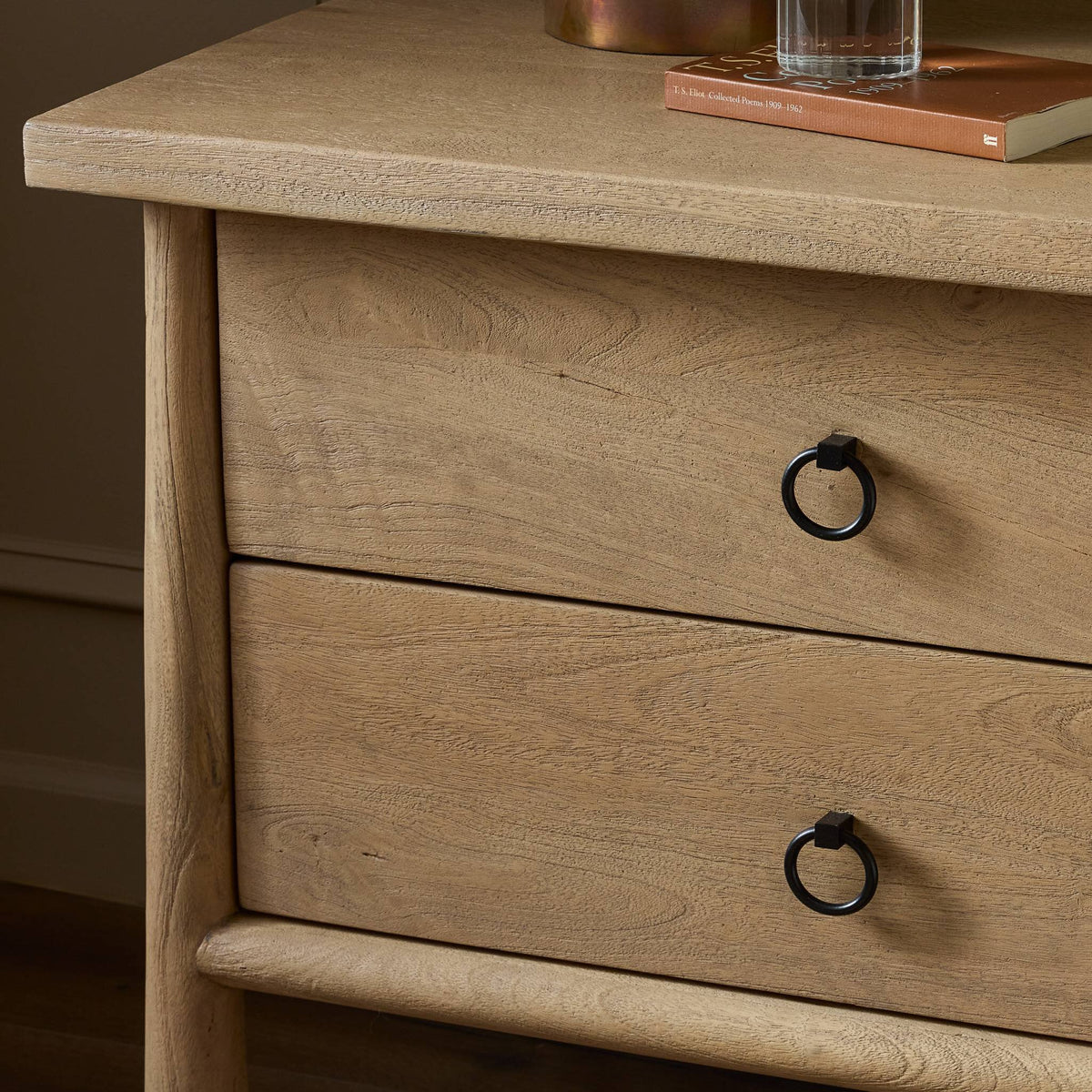 Freddie Nightstand