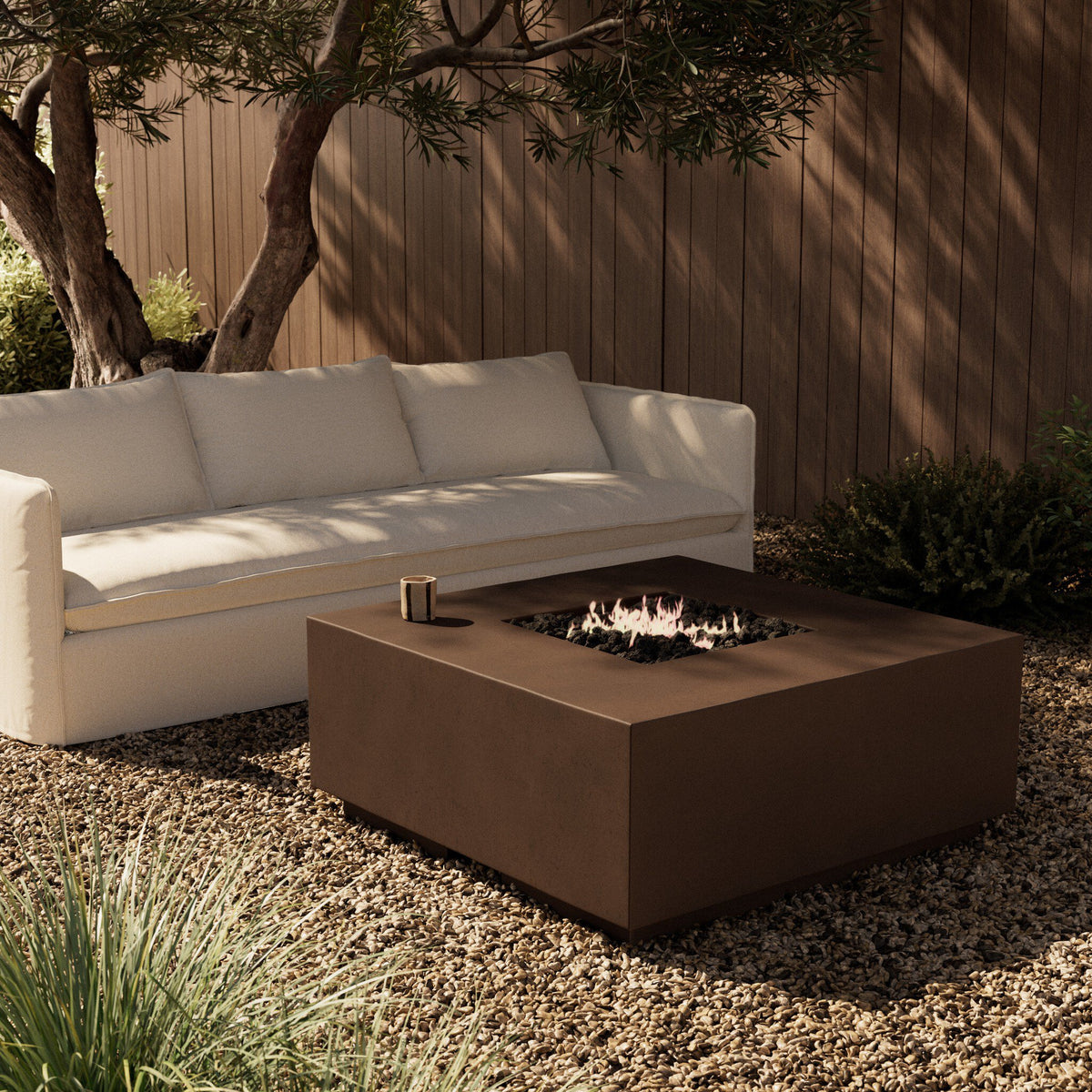Donovan Outdoor Fire Table-Propane-42"