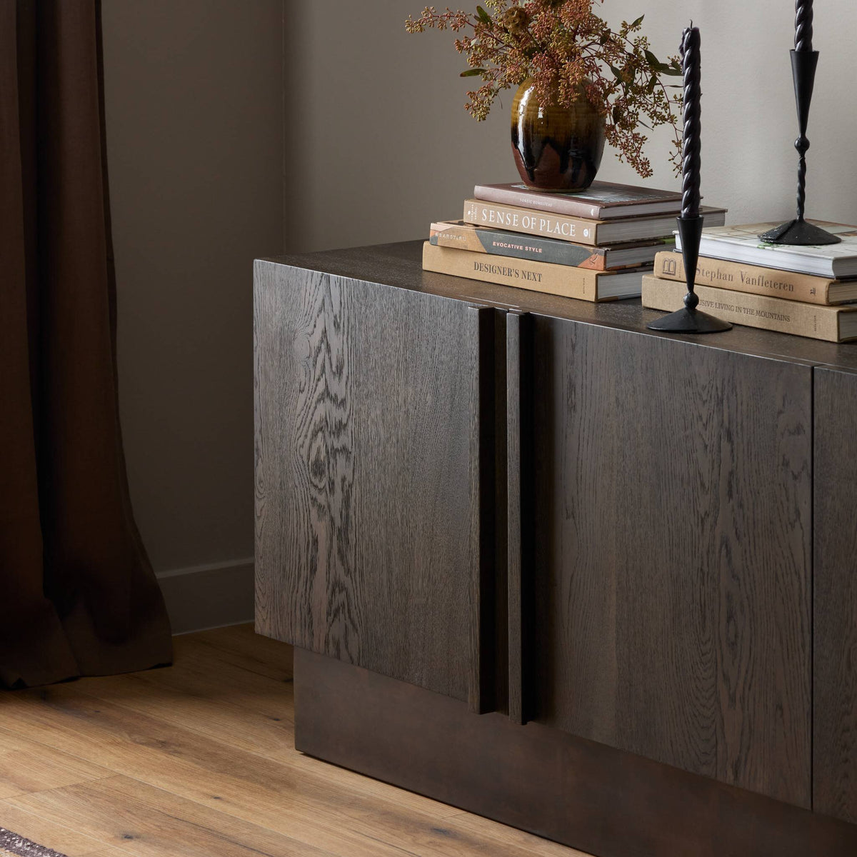 Madrid Media Console