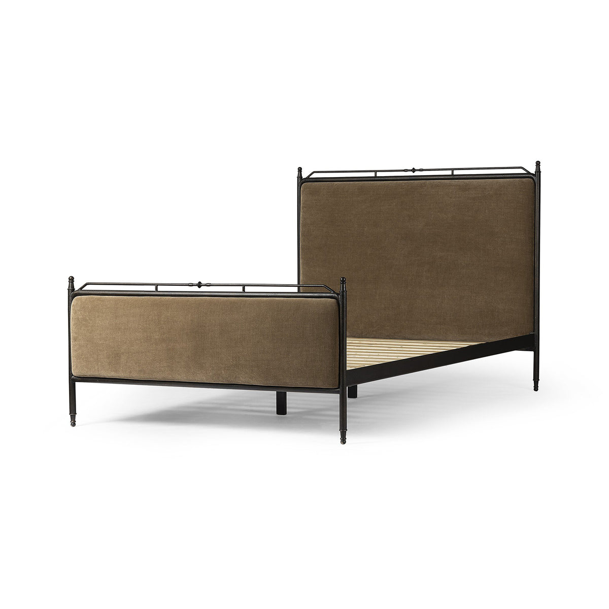 Leyla Bed