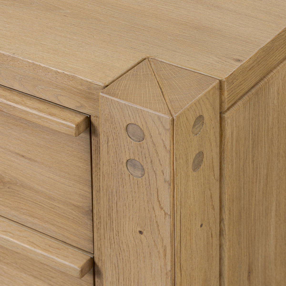 Emmer 8 Drawer Dresser