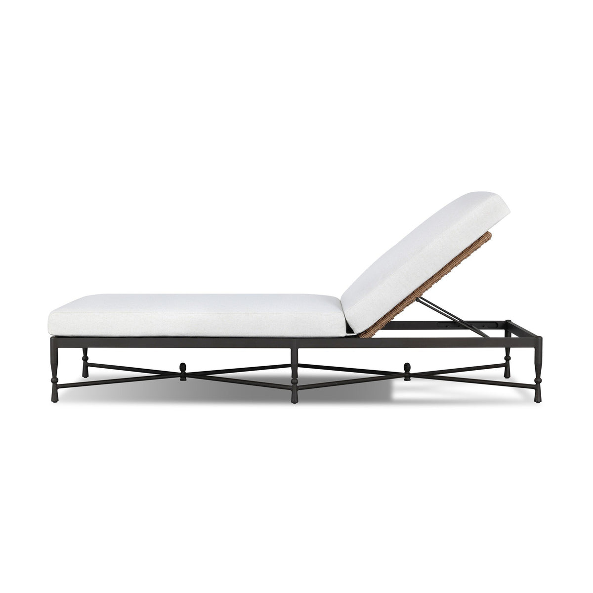 Breton Outdoor Chaise