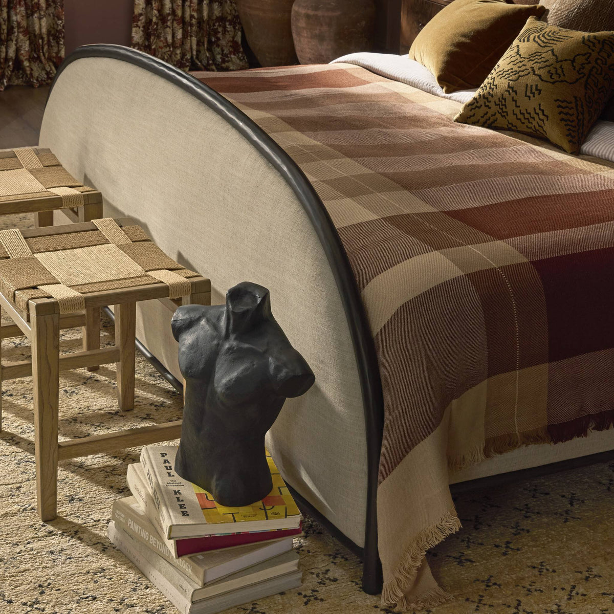 Lamont Bed