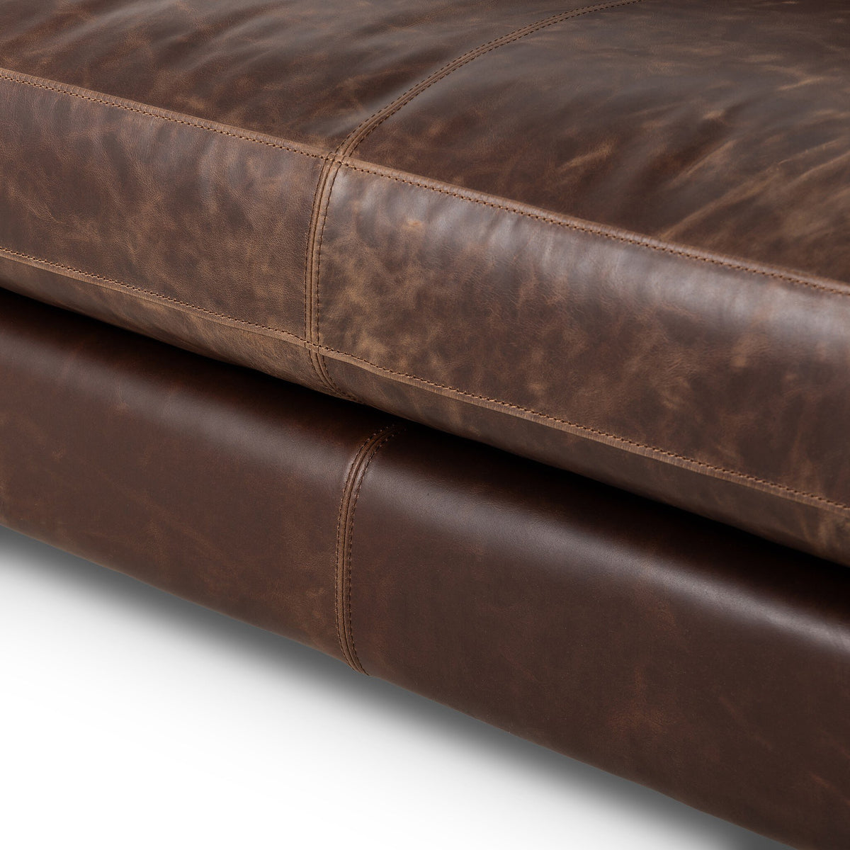 Lynne Sofa