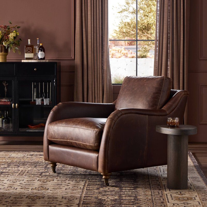 Lynne Chair