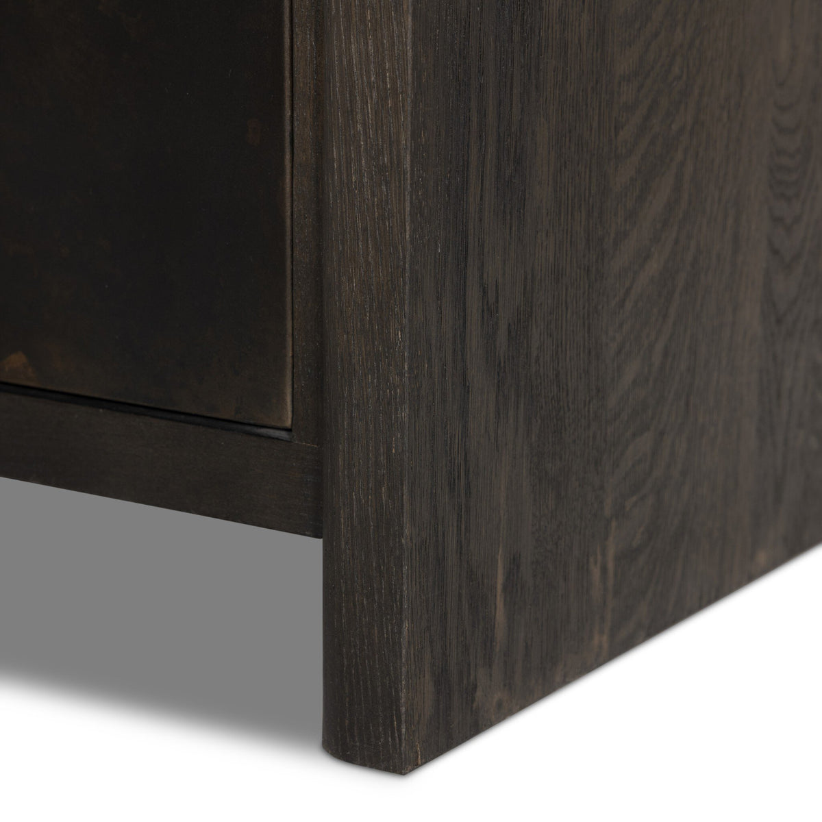 Arlington 4 Door Sideboard
