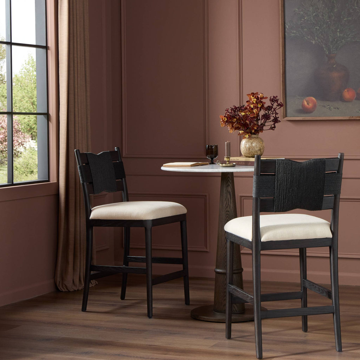 Tova Stool