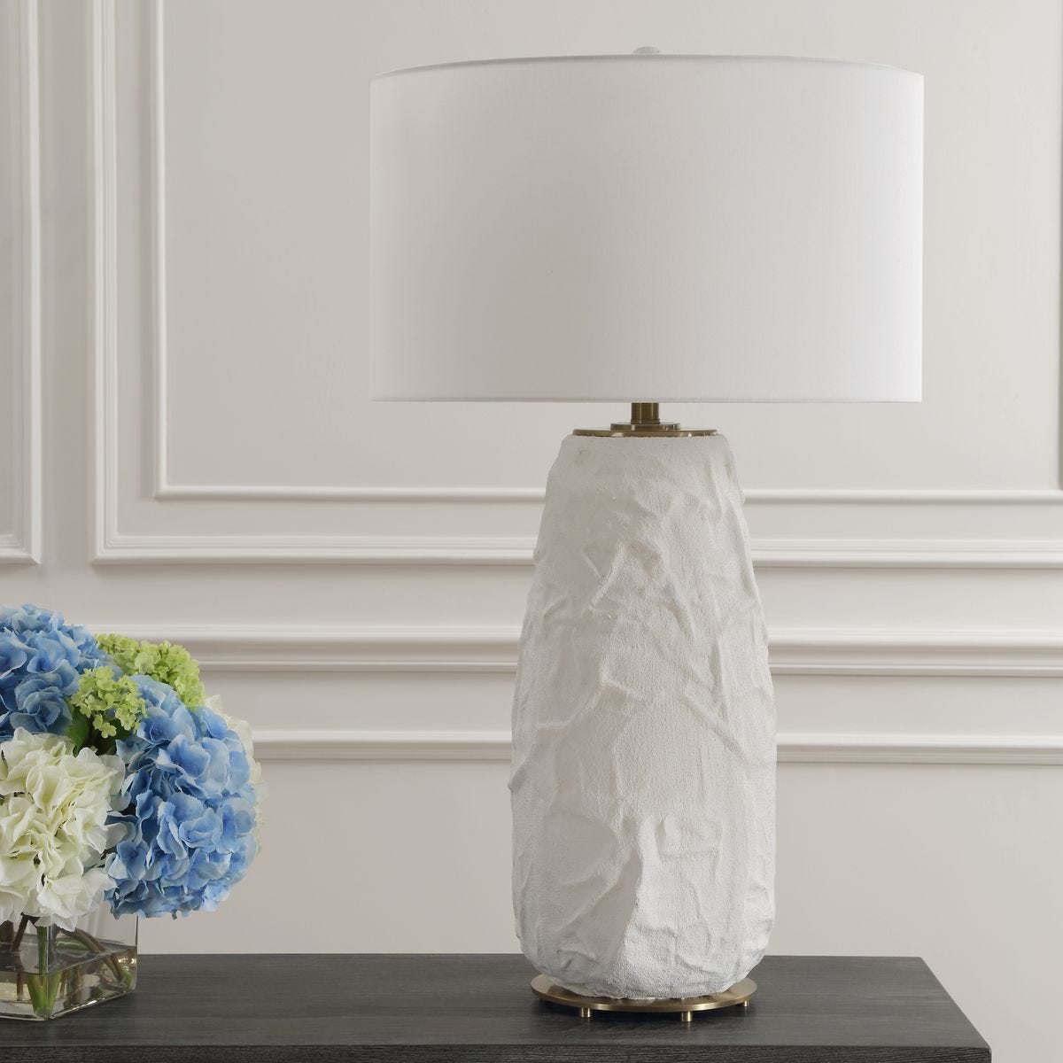 Vida Table Lamp