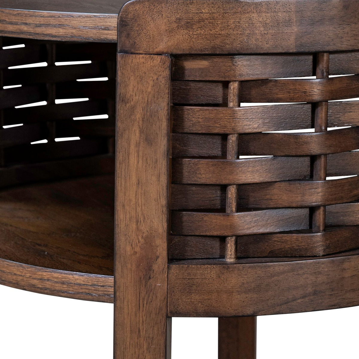 369-OT1021 - Round Chairside Table - Liberty Furniture