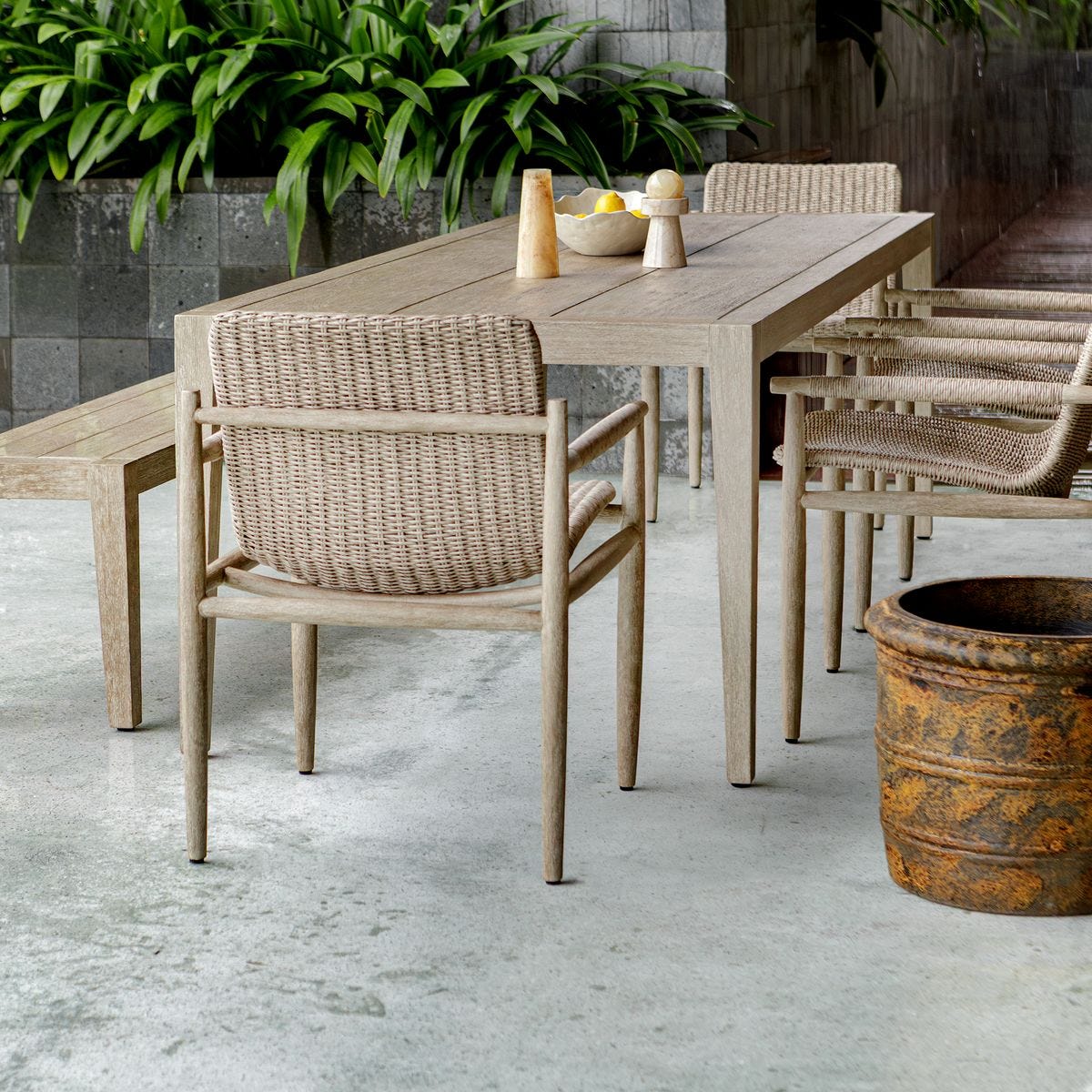 Kirkham Indoor-Outdoor Dining Table
