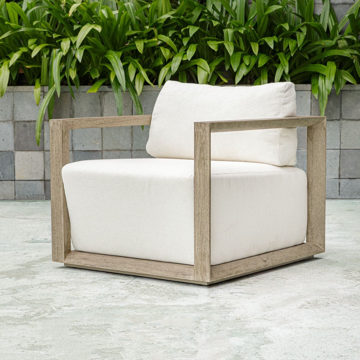 Remsen Outdoor Lounge Chair, Weathered Gray/Oyster