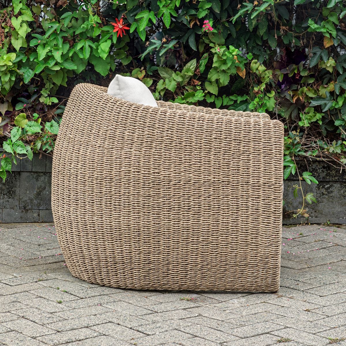 Tropic Outdoor Lounge Chair, Golden Flax