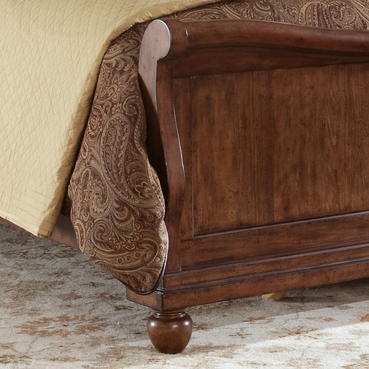 589-BR21F - Queen Sleigh Footboard - Liberty Furniture