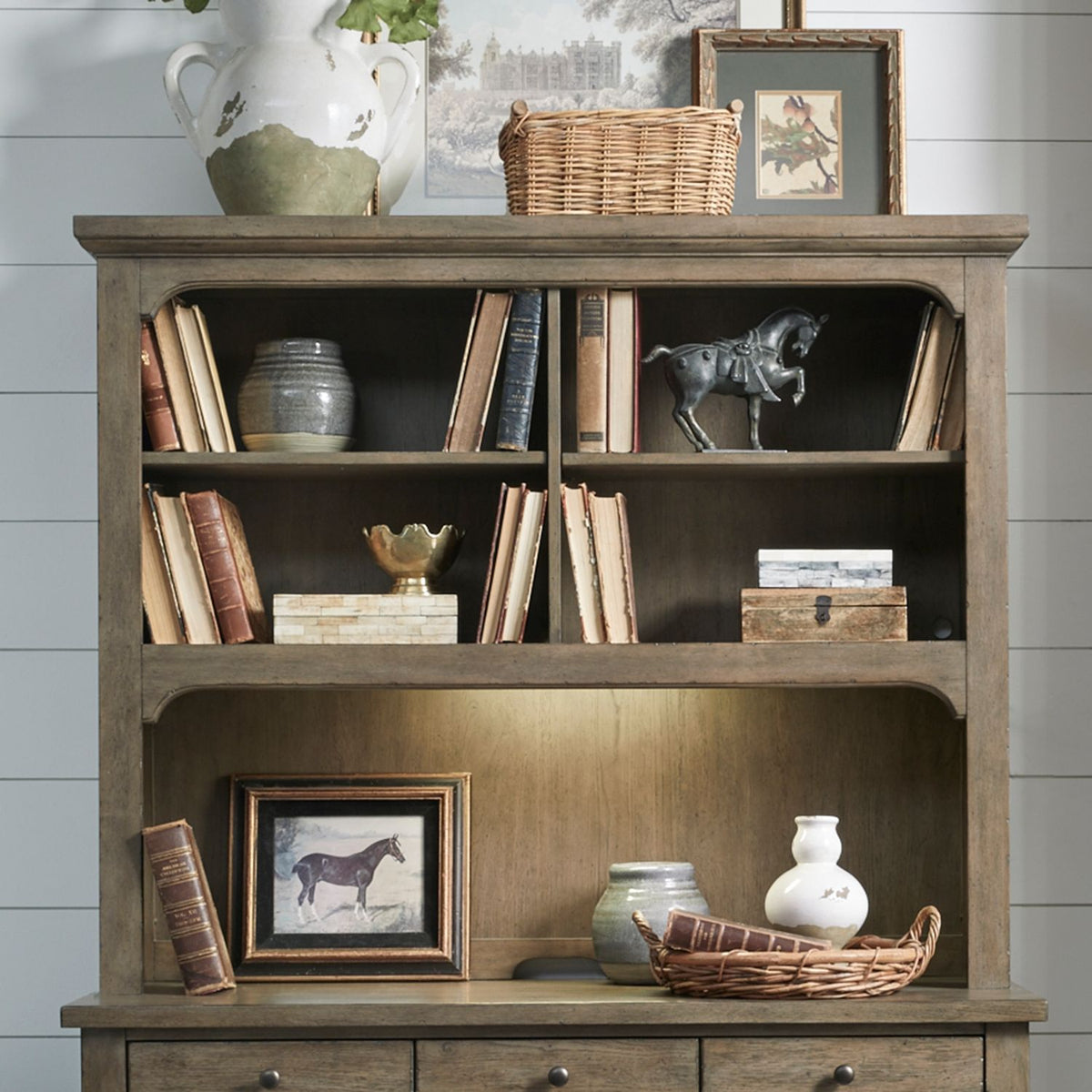 615-HO131 - Credenza Hutch - Liberty Furniture
