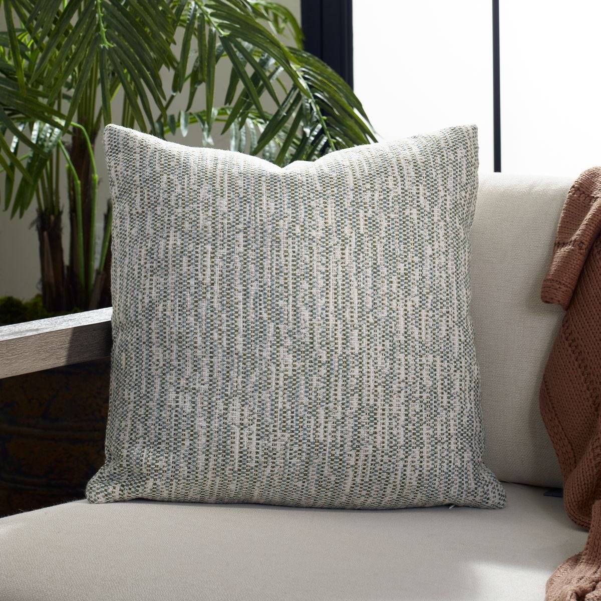 Zenith Outdoor Pillow, Juniper