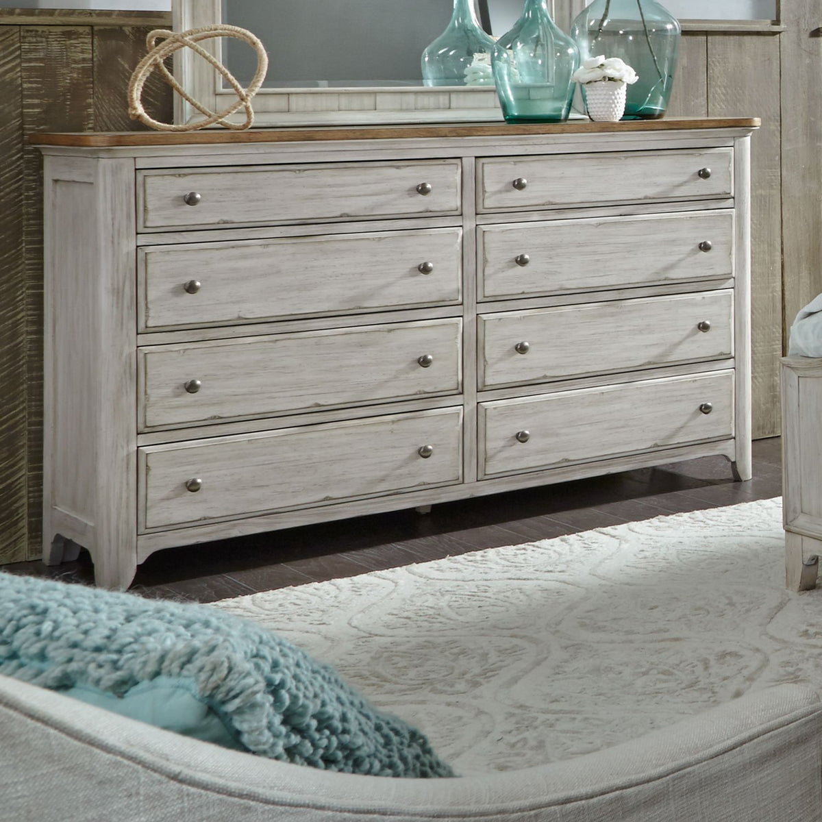 652-BR31 - 8 Drawer Dresser - Liberty Furniture