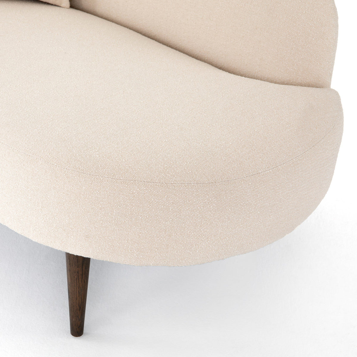 Luna Laf Chaise