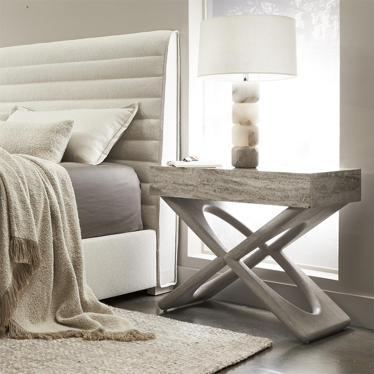 Sereno Panel Bed King