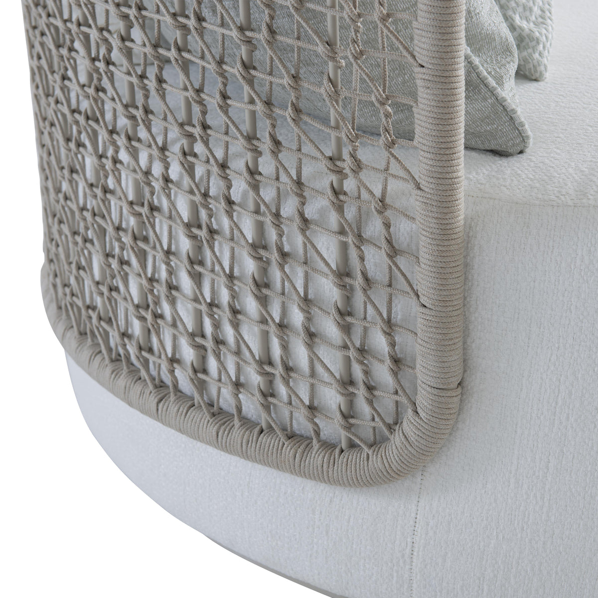 Capella Outdoor Swivel Daybed - Bernhardt Living (BRH-1421)