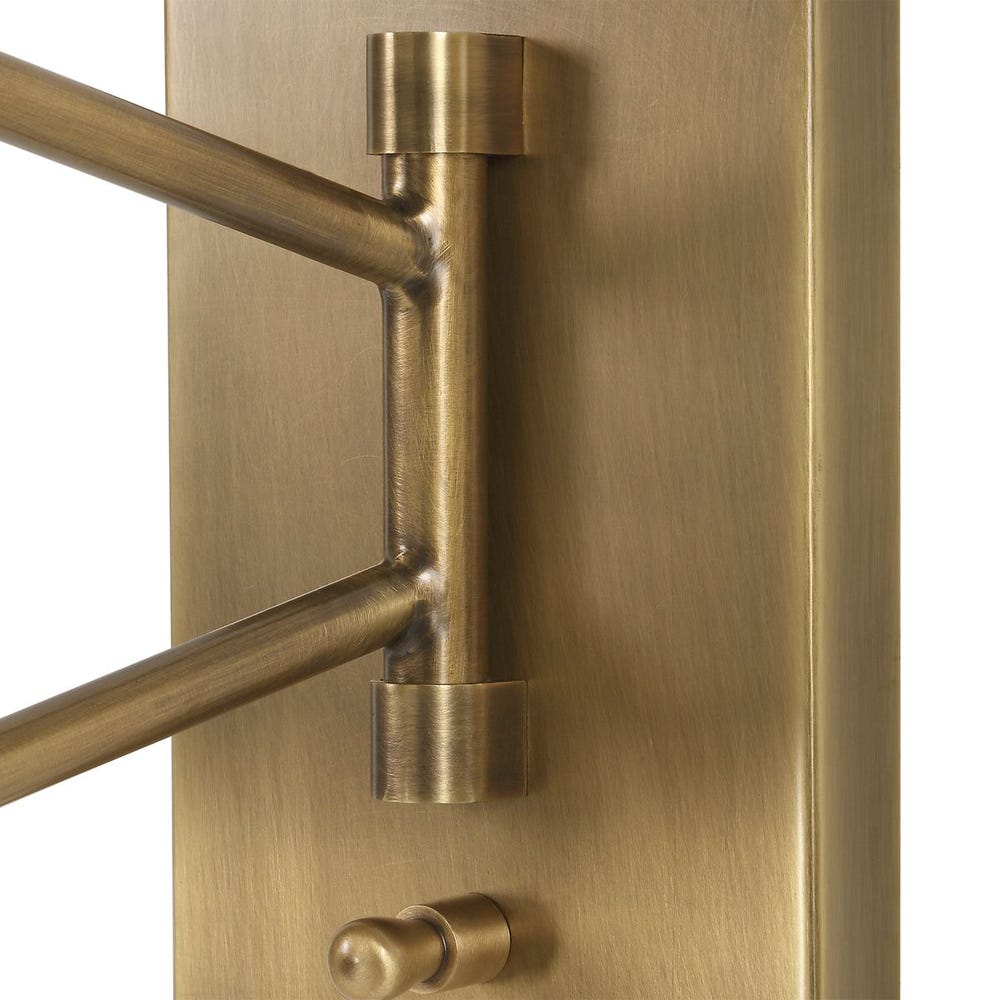 Tong, 2 Lt Sconce