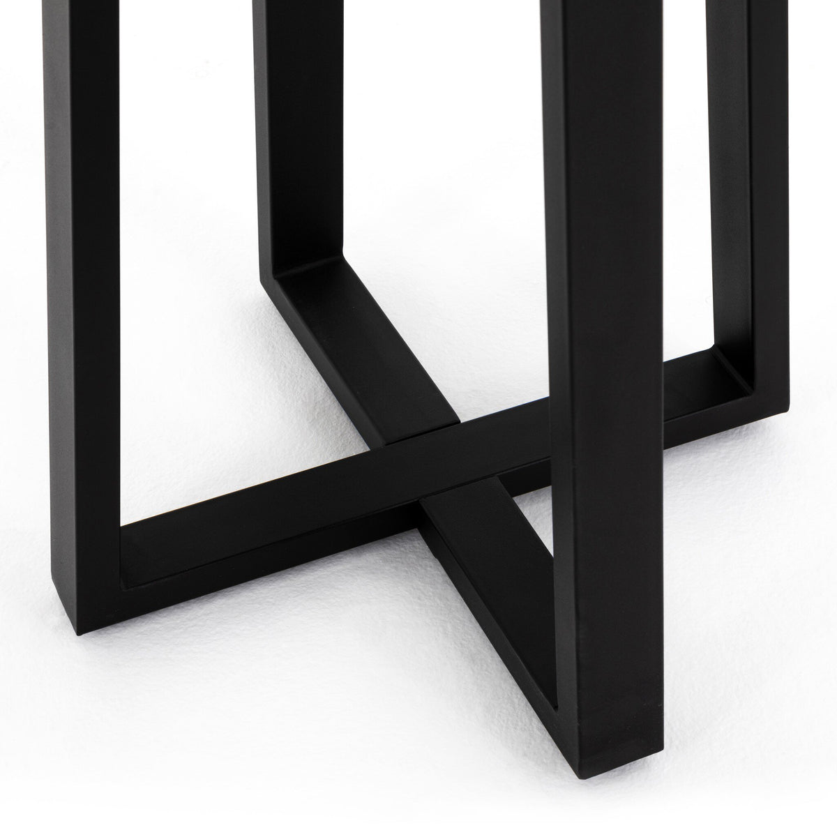 Cyrus Bar Table