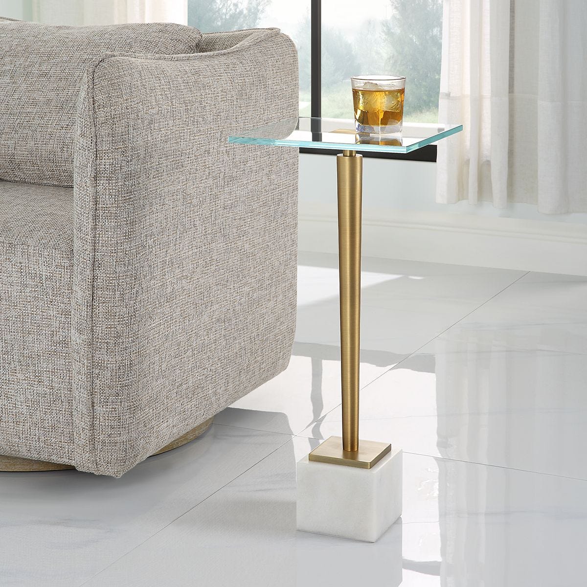 ACCENT FURNITURE