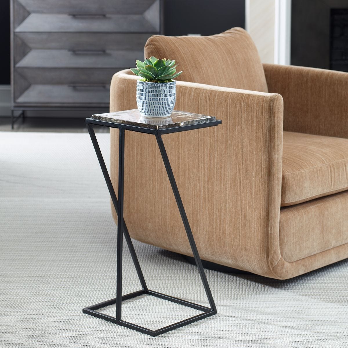 ACCENT FURNITURE