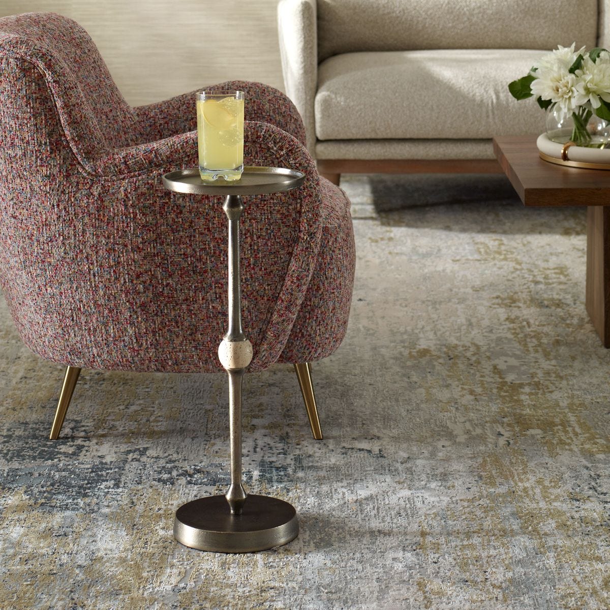 ACCENT TABLE