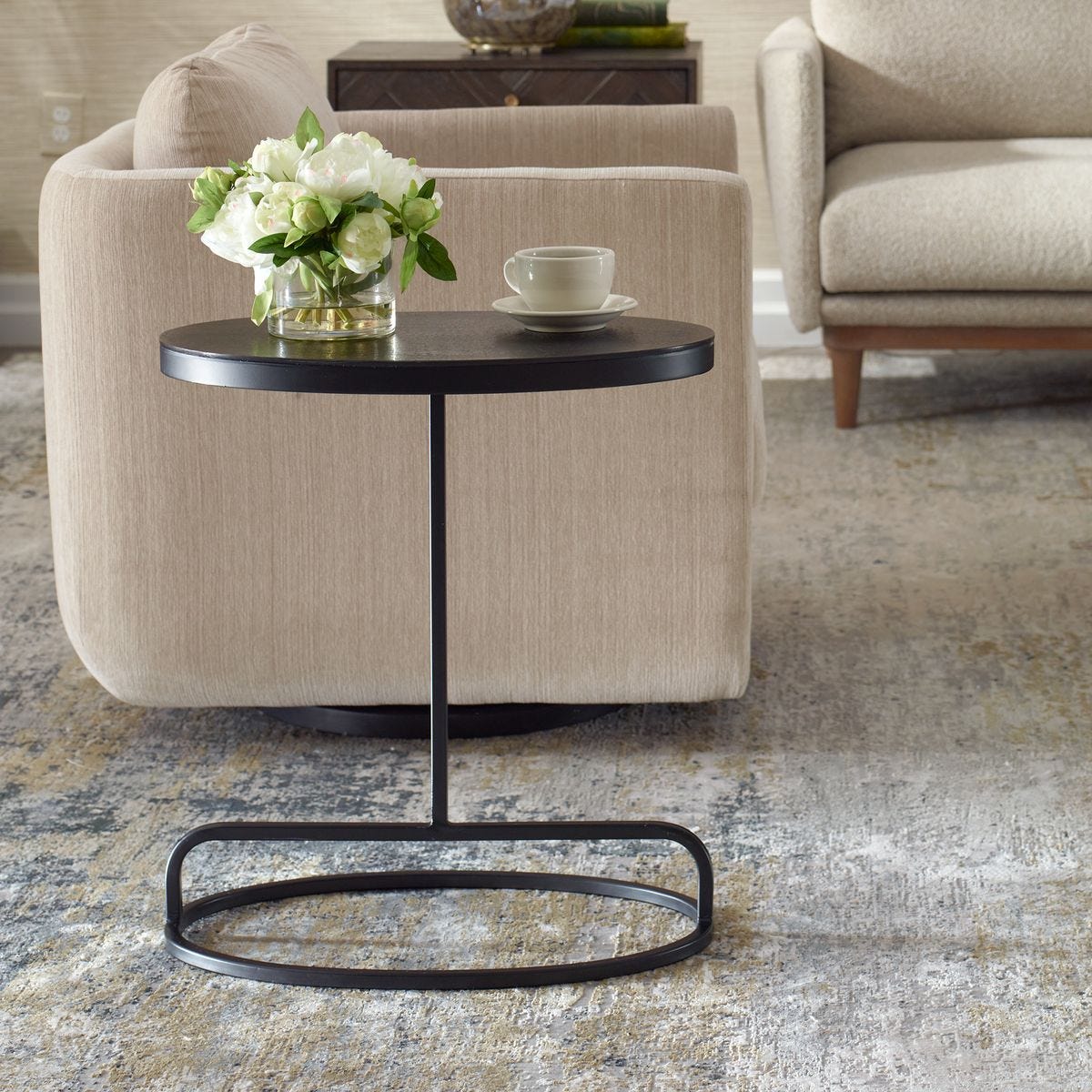 ACCENT TABLE