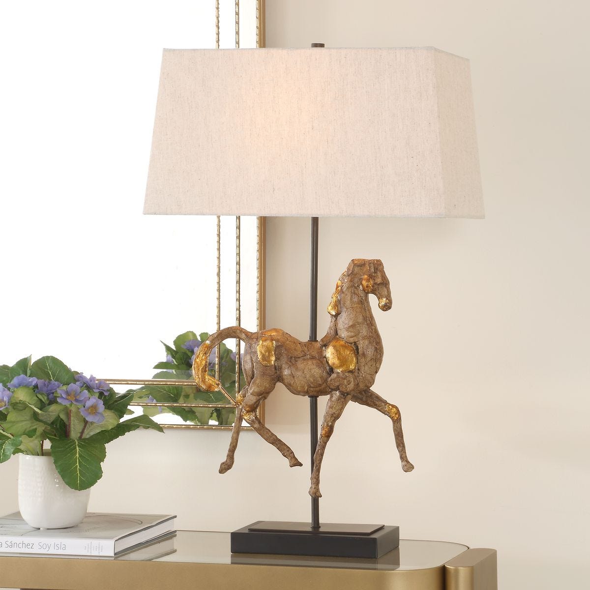 TABLE LAMP
