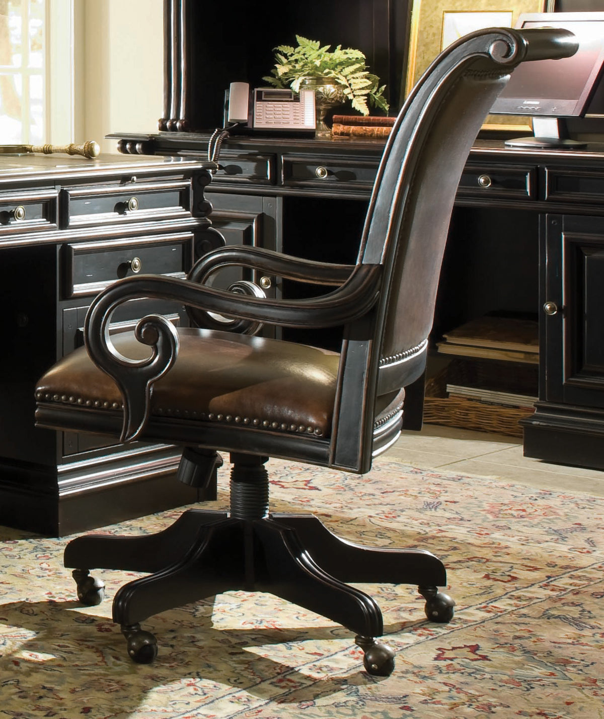a chair in a room