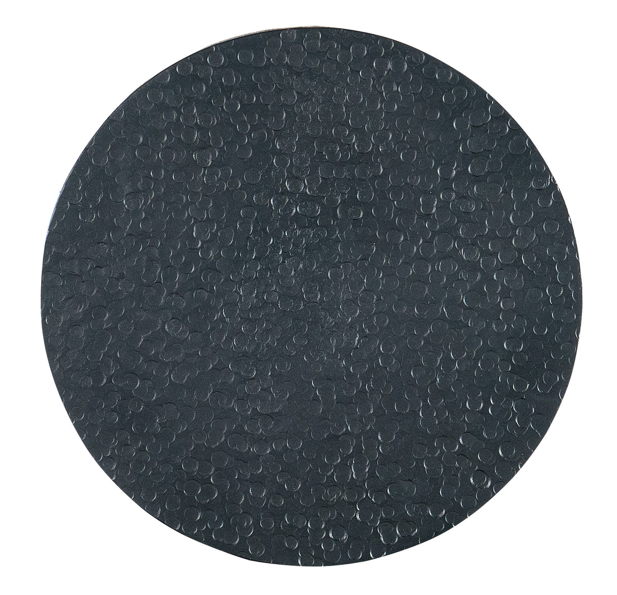 a black circle with a white background