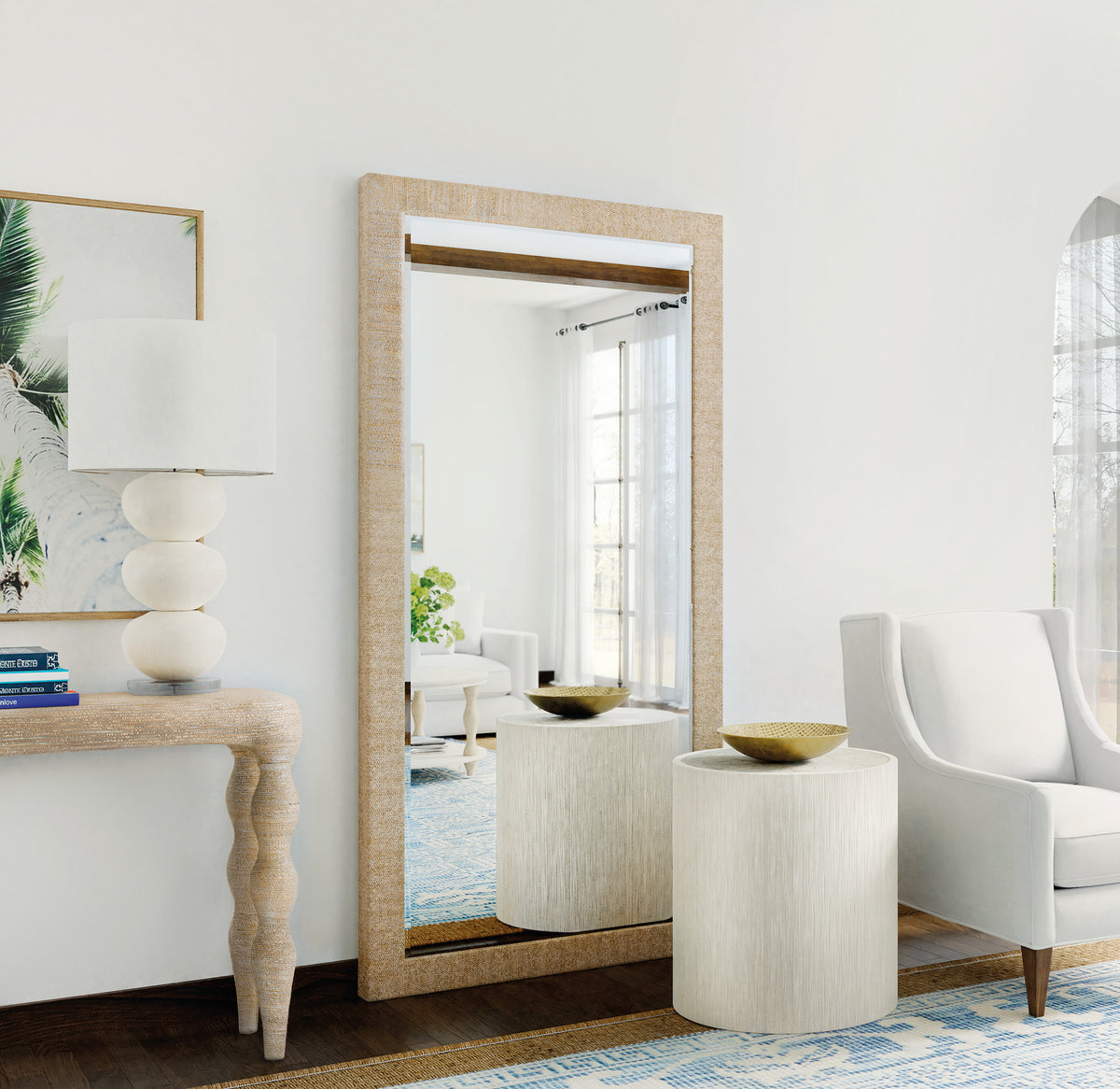 a mirror in a room